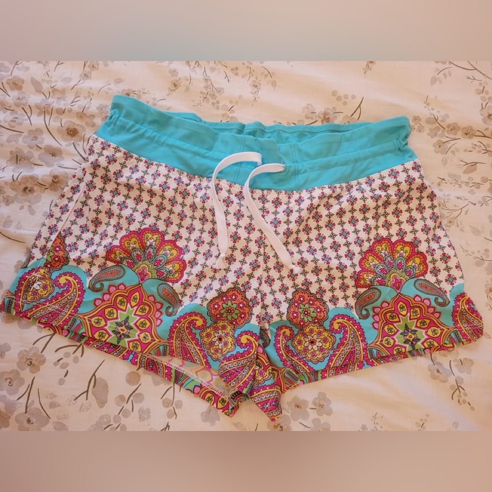 Athleta shorts, size L